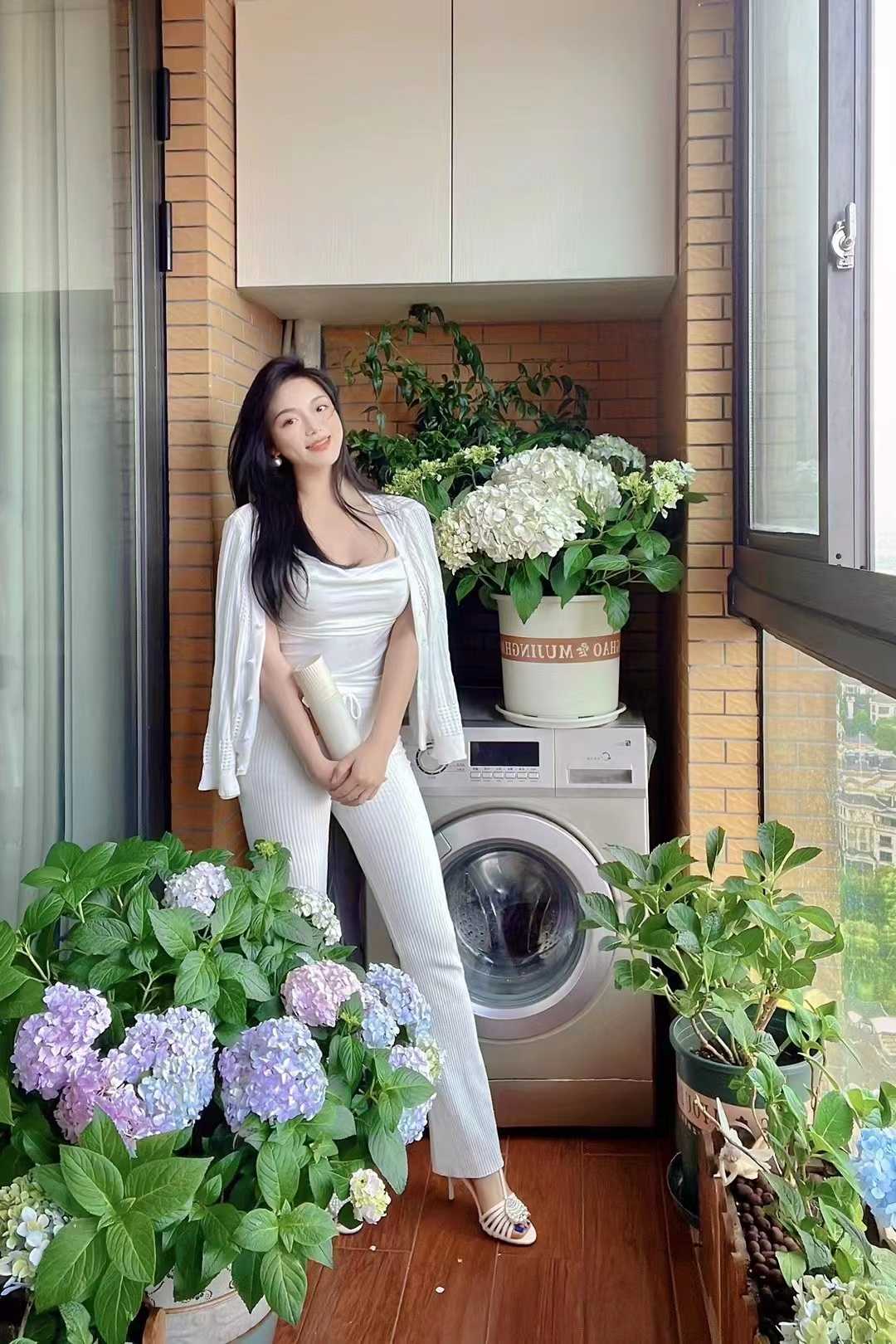 170大长腿御姐杨桃