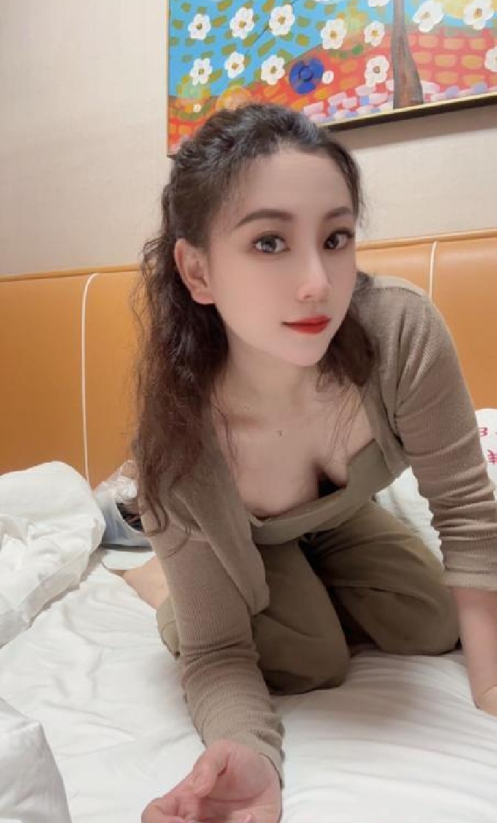 天河柔情蜜意安安老师