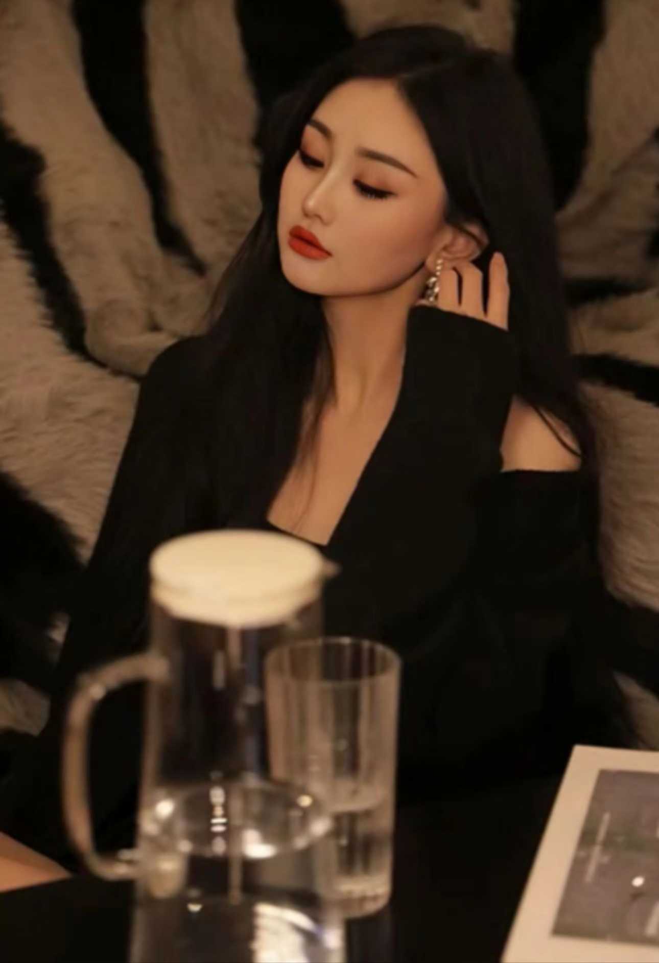 莲湖区冷艳美人