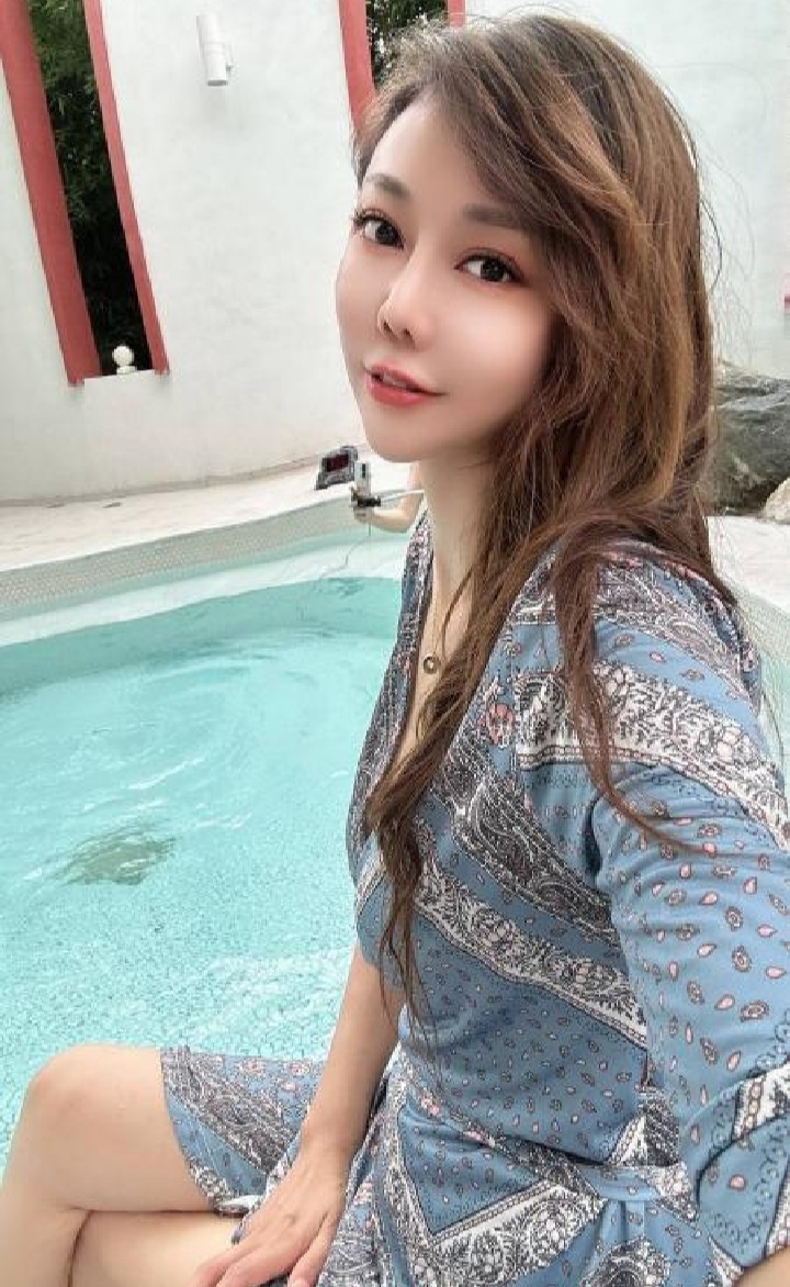 美艳长腿制服服务贝贝