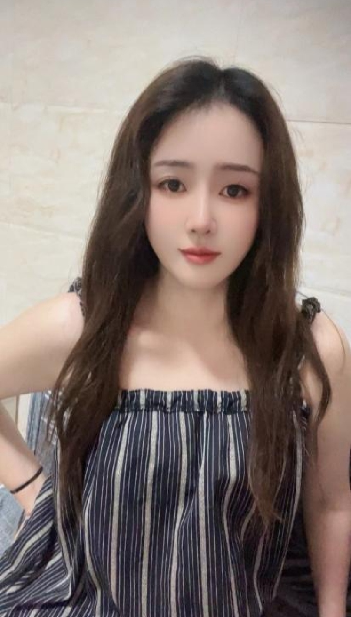 白云大道白嫩老师小雪