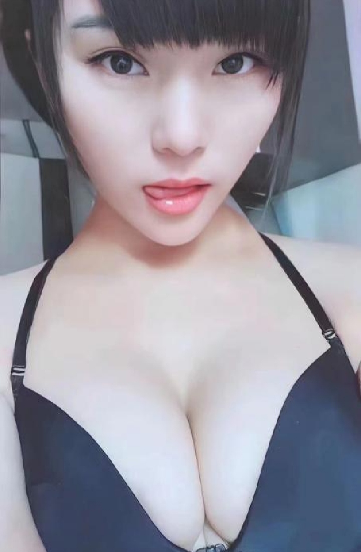 黄浦大白兔双马尾糖糖