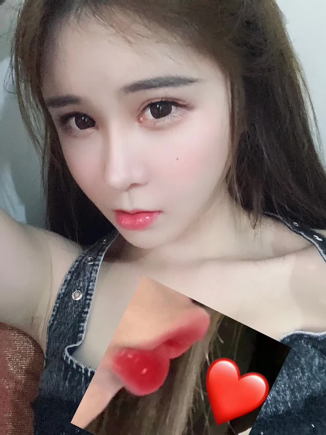 照片就是本人 乖巧可爱 听话配合度高 满满女友感