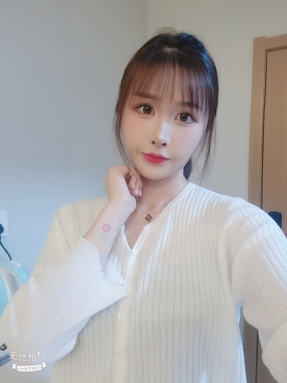 照片就是本人 乖巧可爱 听话配合度高 满满女友感