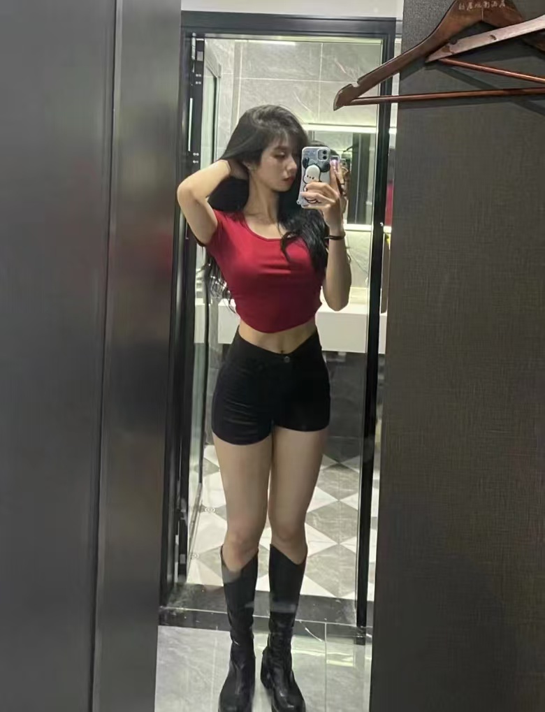 官渡甜美辣妹小草