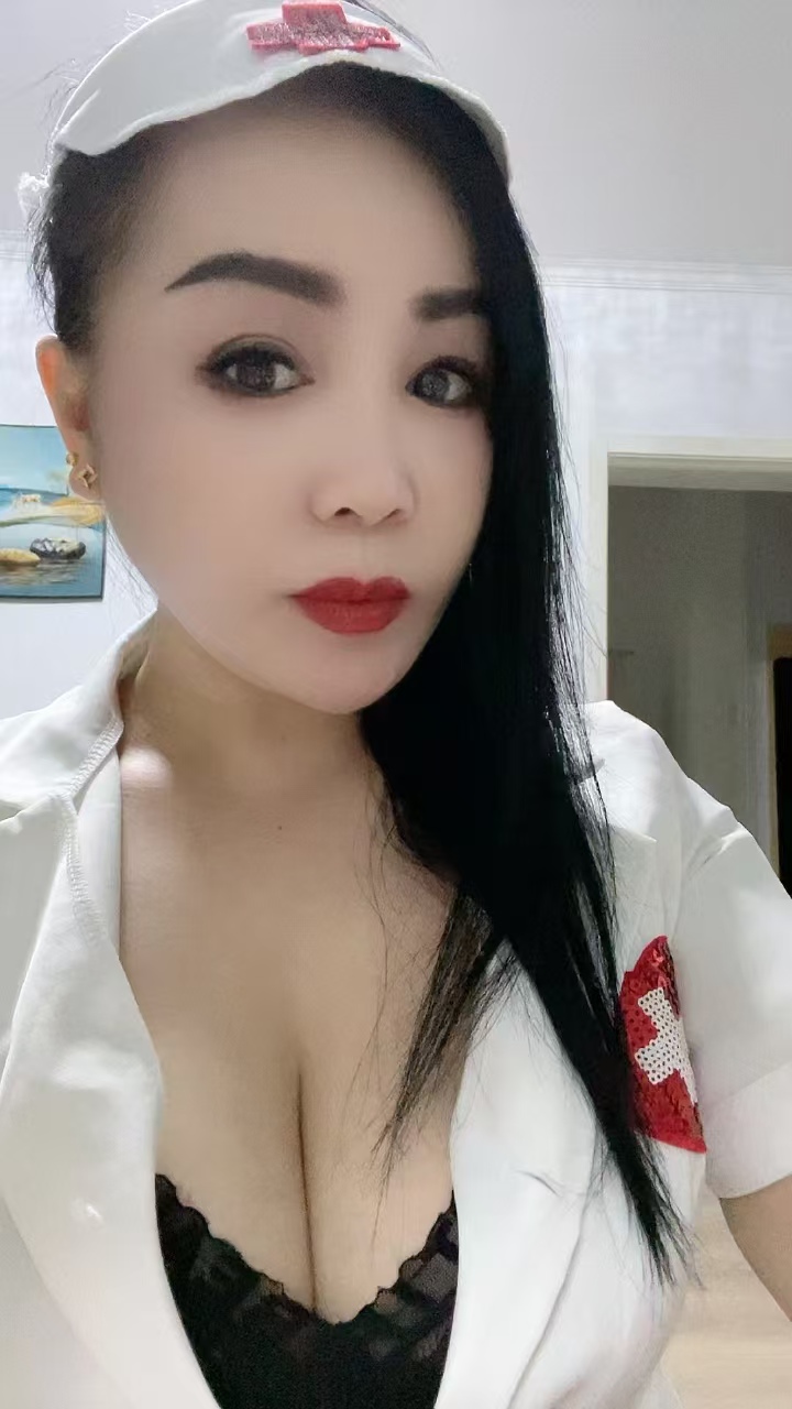 秦淮情趣制服少妇英子
