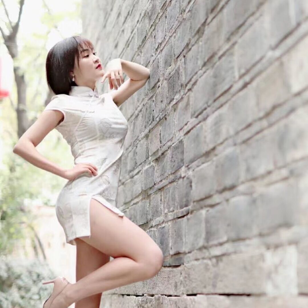 鼓楼湖南路气质少妇