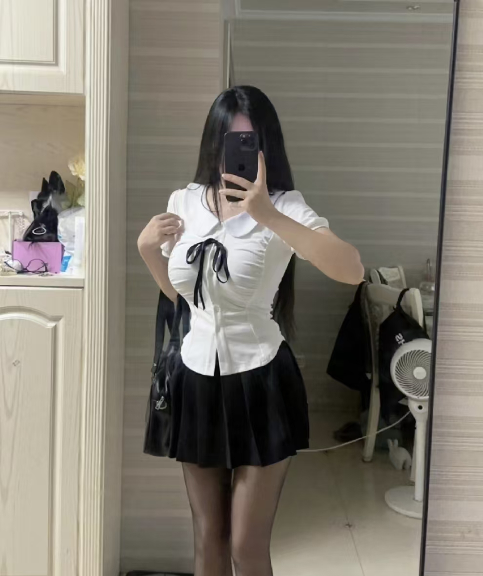 花都惹火嫩妹彤彤