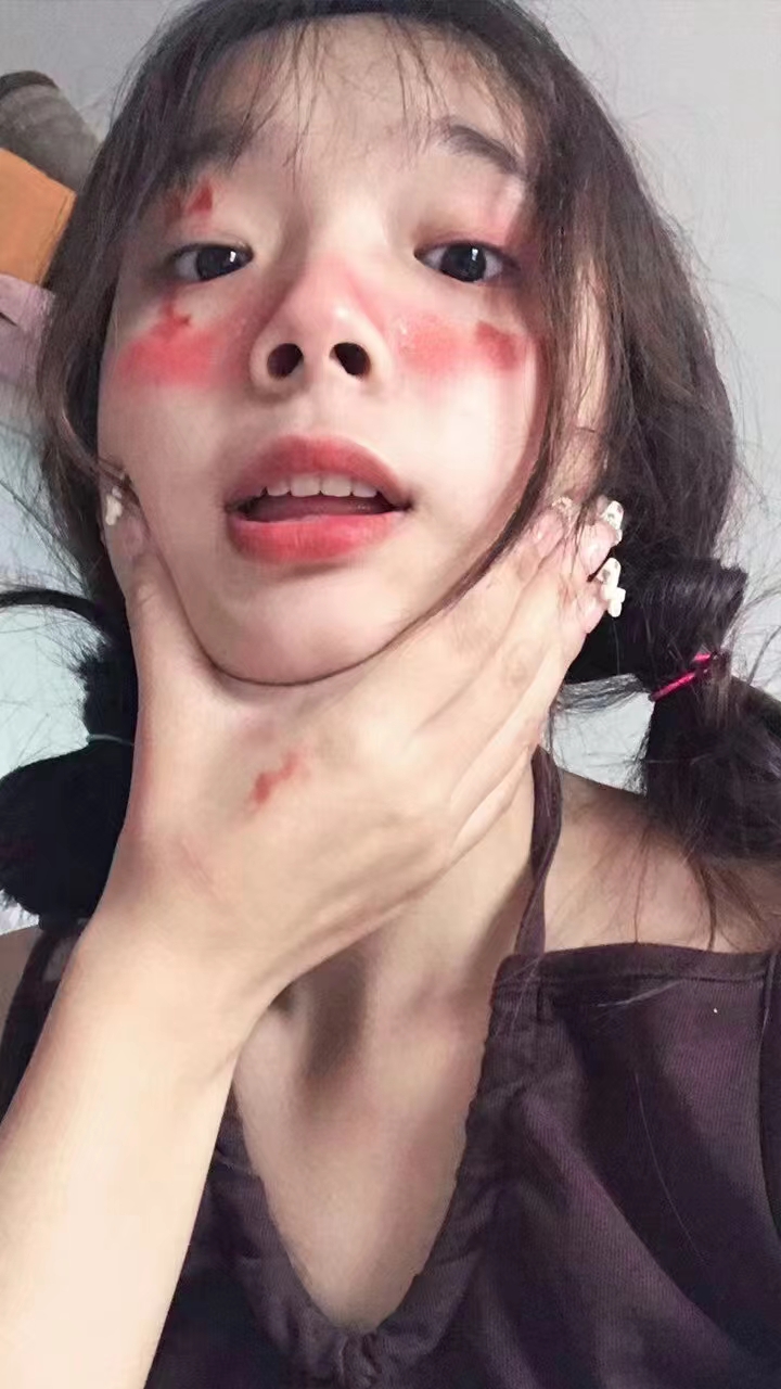 性感大方人照无差别，身材好，漂亮可爱甜美