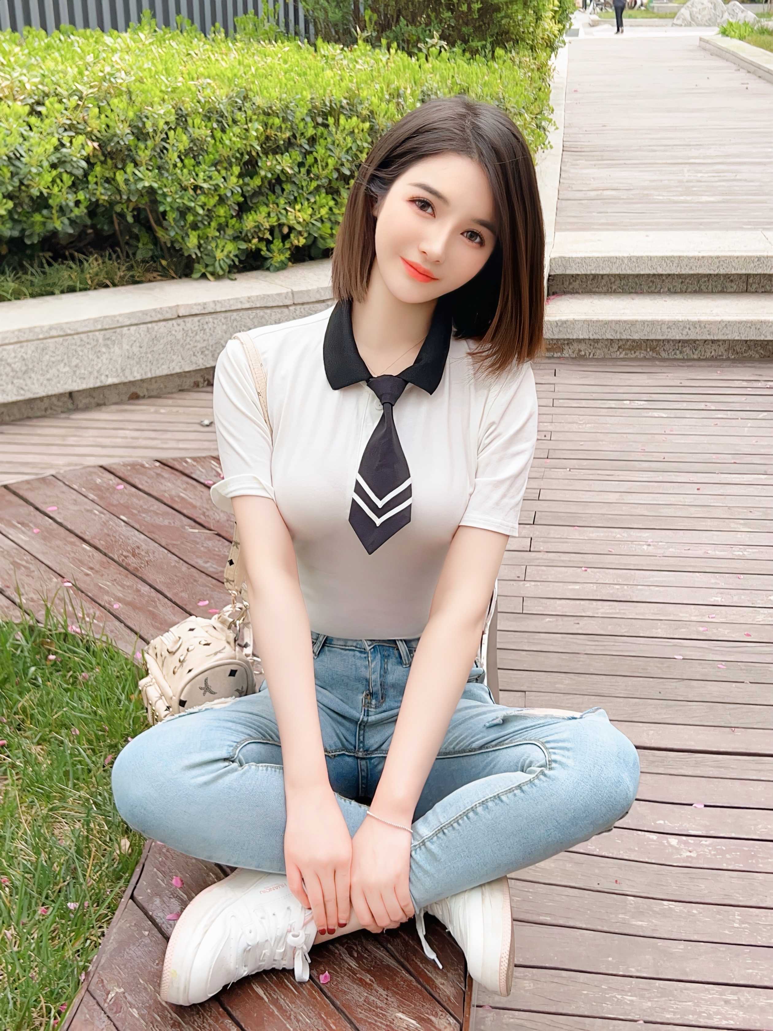 兼职上门 用颜值征服你