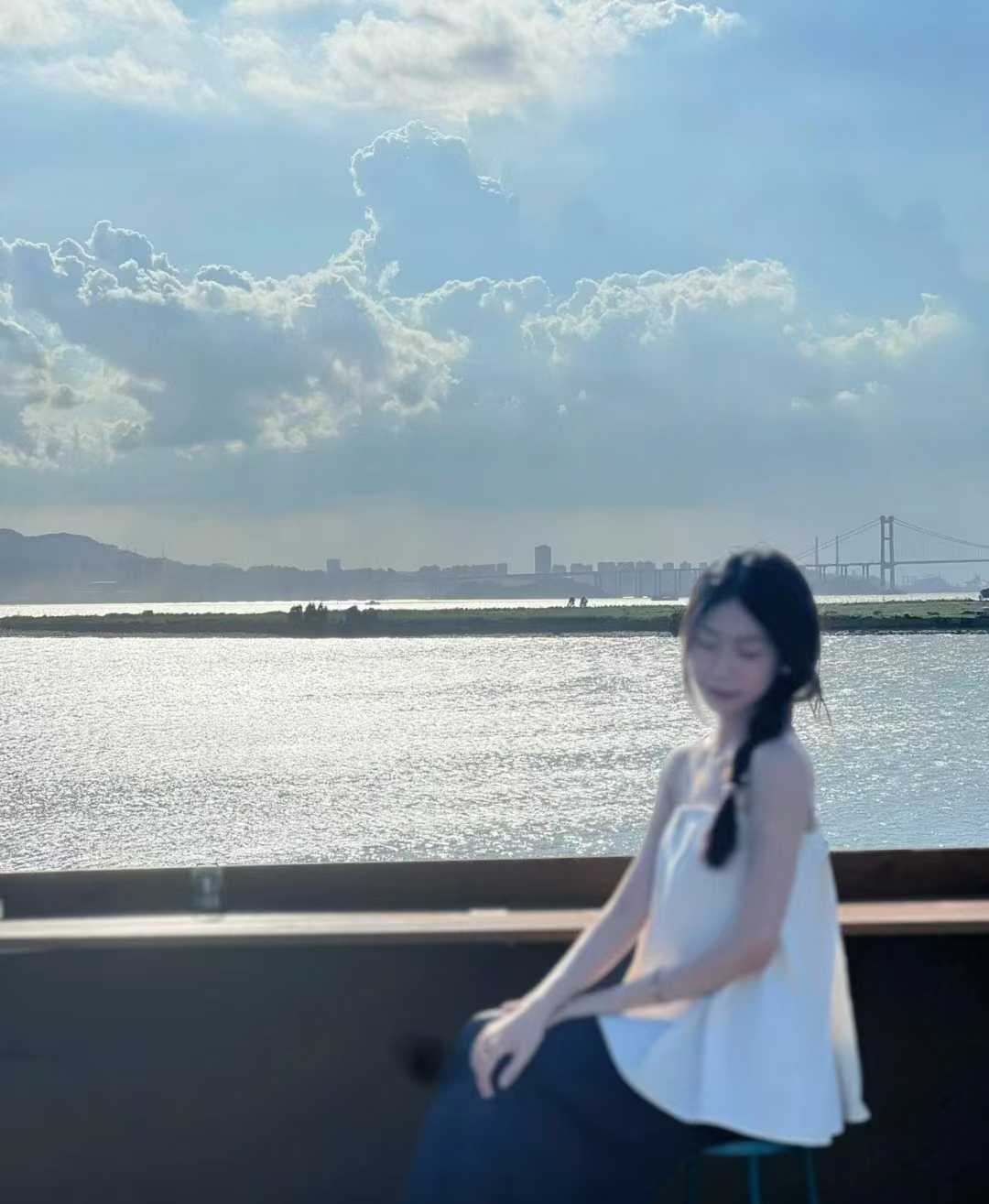 龙岗愉园小艾艾