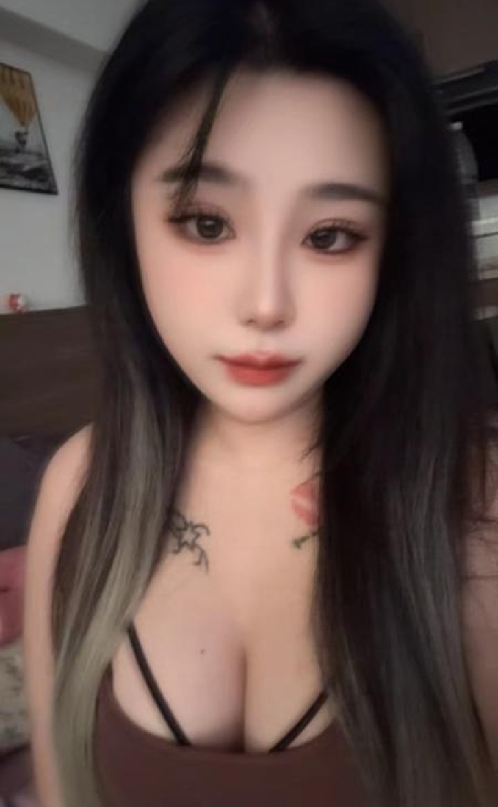 西湖区娇小丰满甜妹