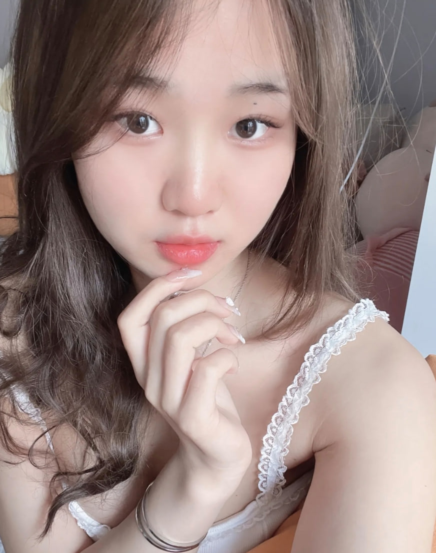 兼职上门的年轻妹妹