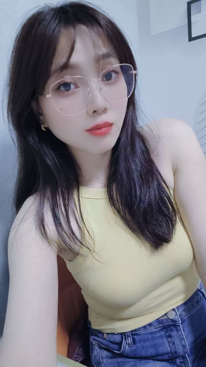 萧山勾人眼镜御姐七月水磨