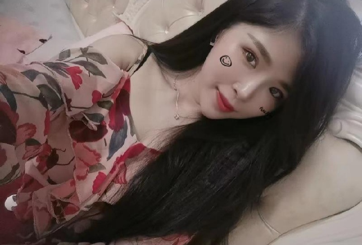 风情辣妹燕子姐姐