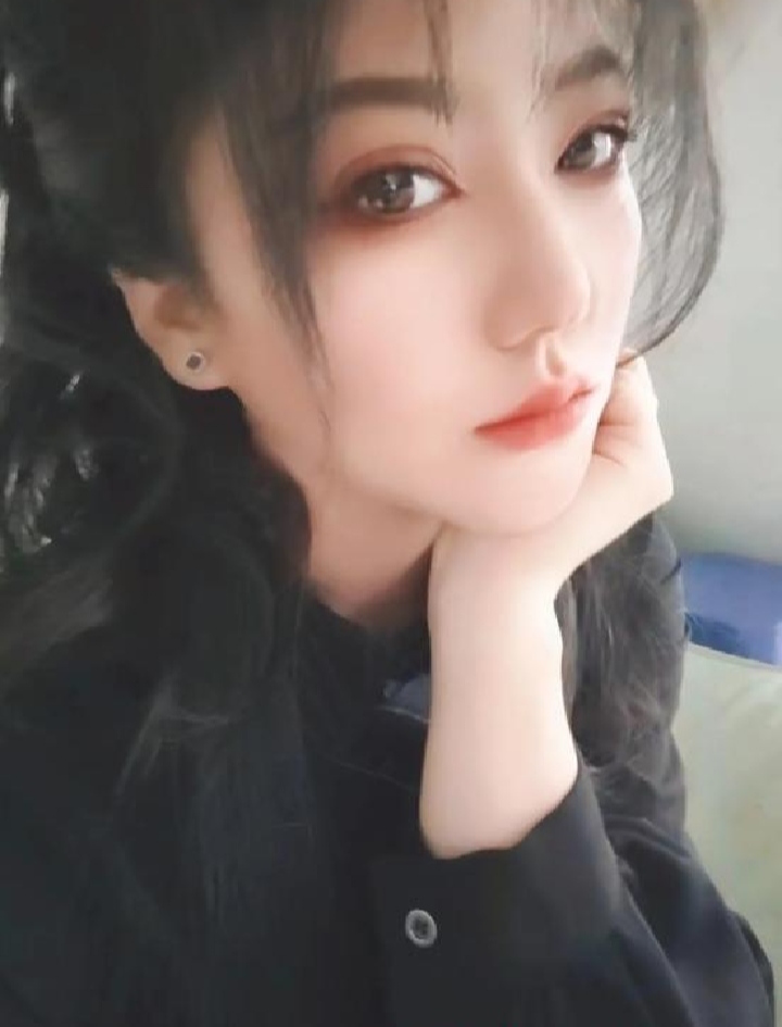 芙蓉区气质甜妹喜喜