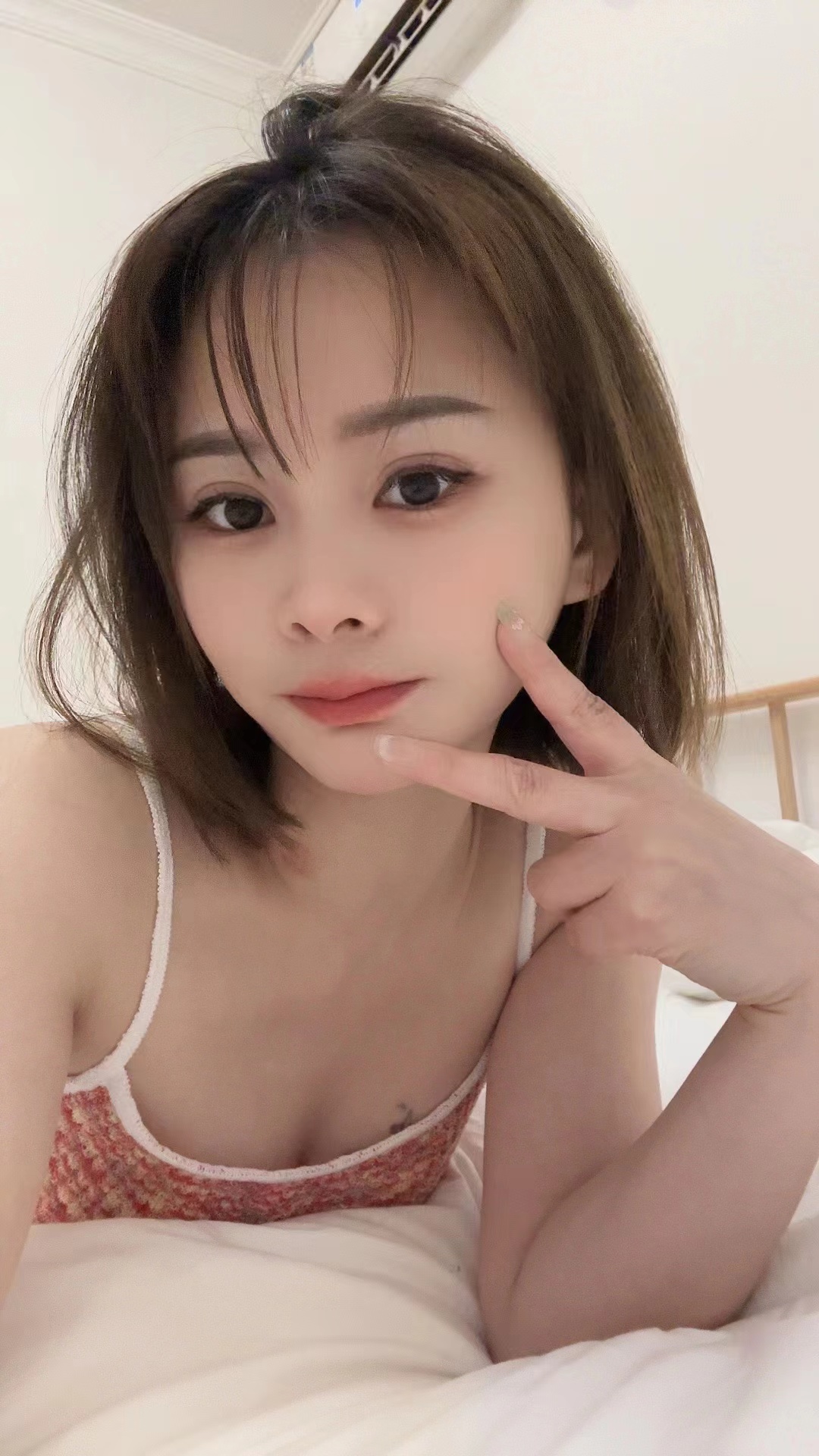 杨浦乖巧短发小女友