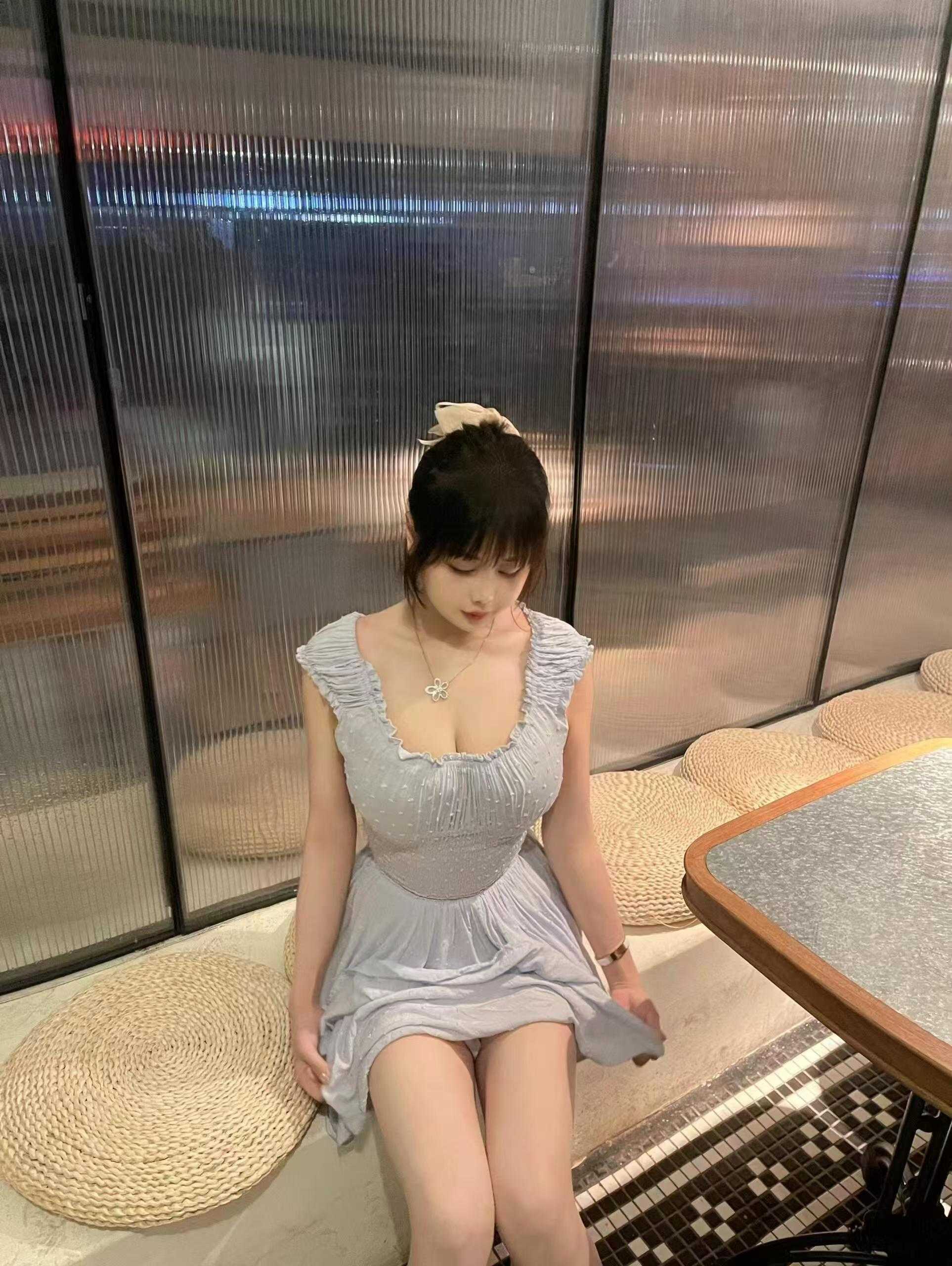 鄞州区极品温柔大白兔