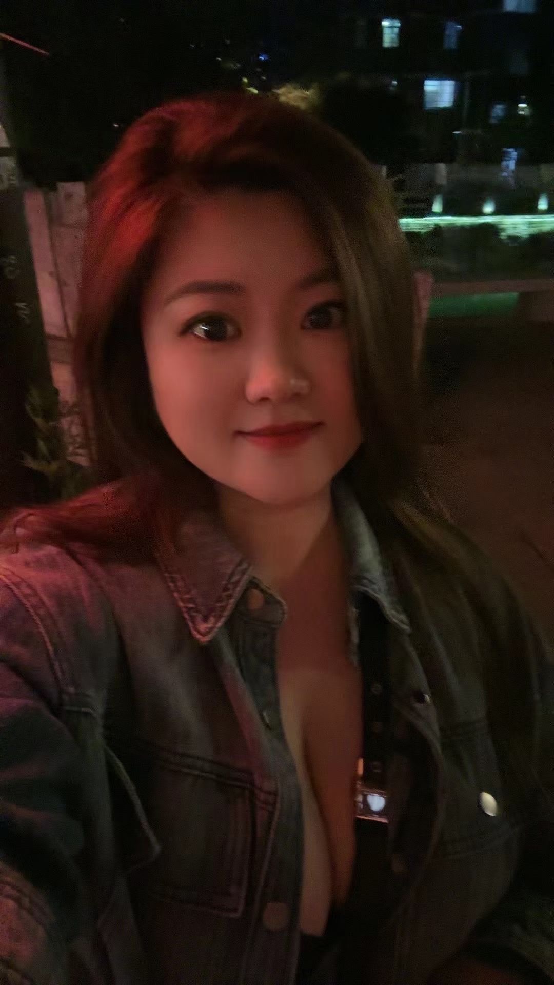 上城区微胖大胸妹