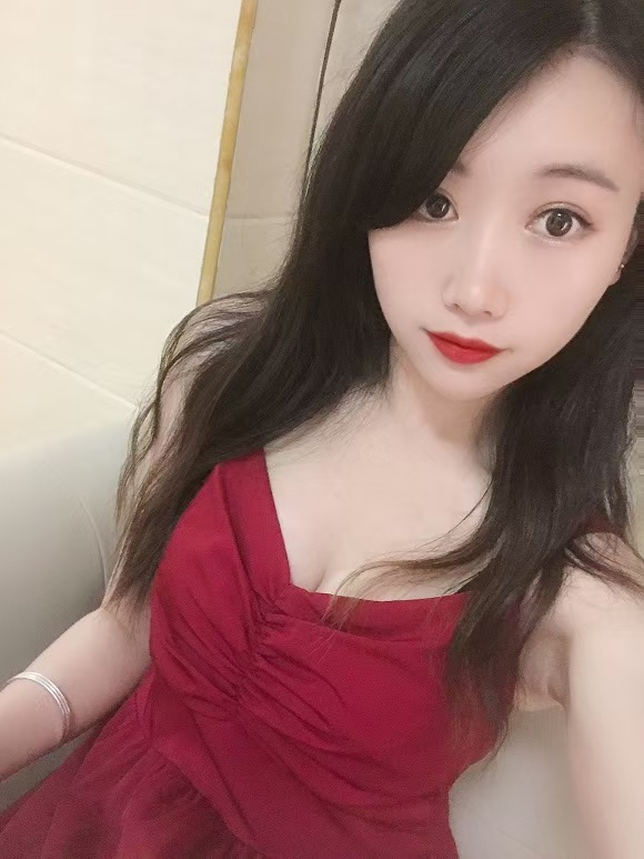 白云水嫩甜妹念念