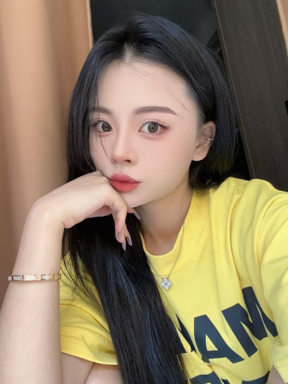 罗湖白皙热辣小橙子