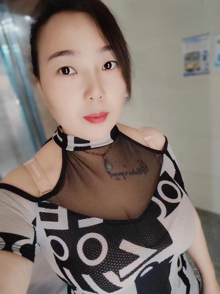 光明区温柔服务系少妇小丽