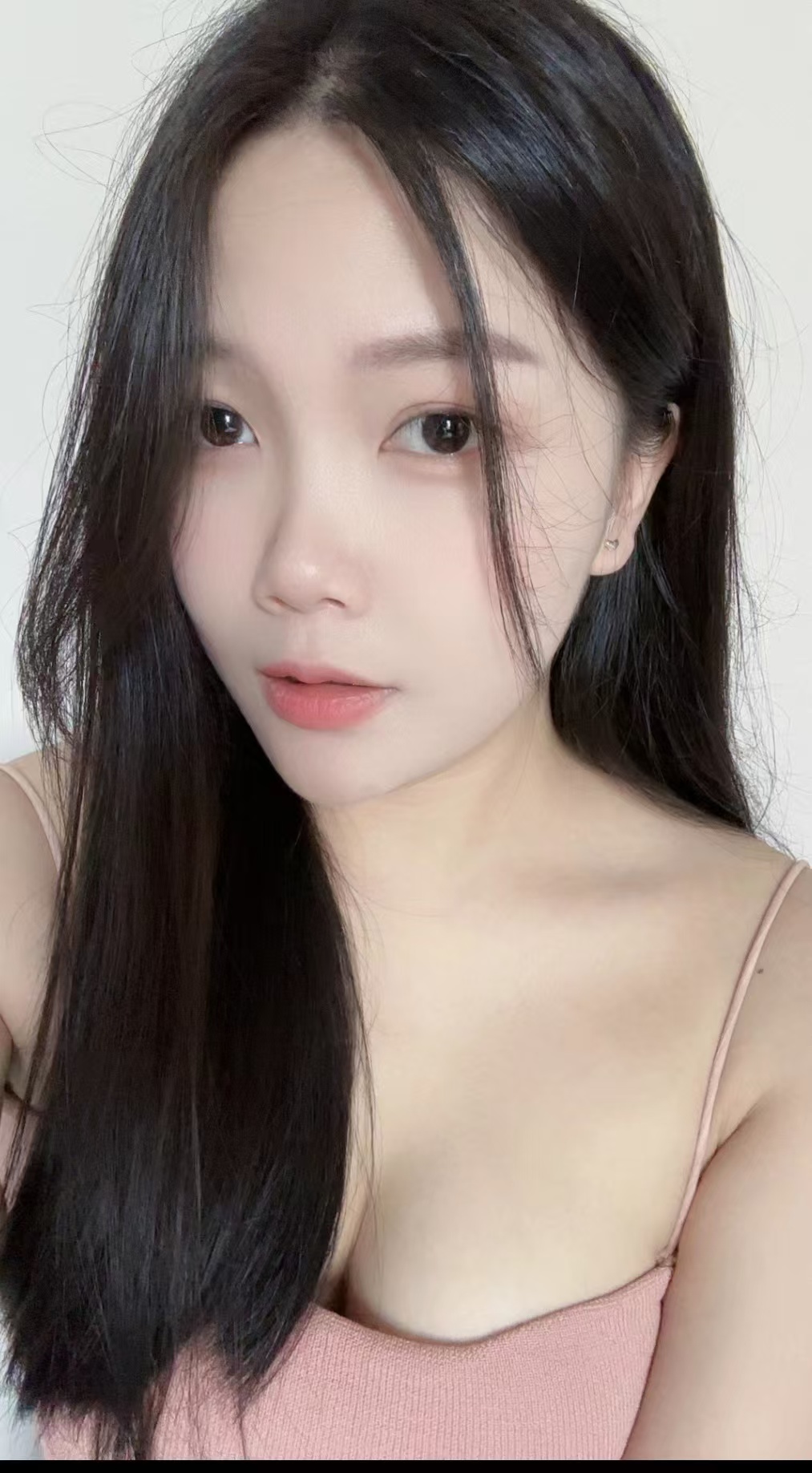 个人兼职漂亮大方，给你很好的体验