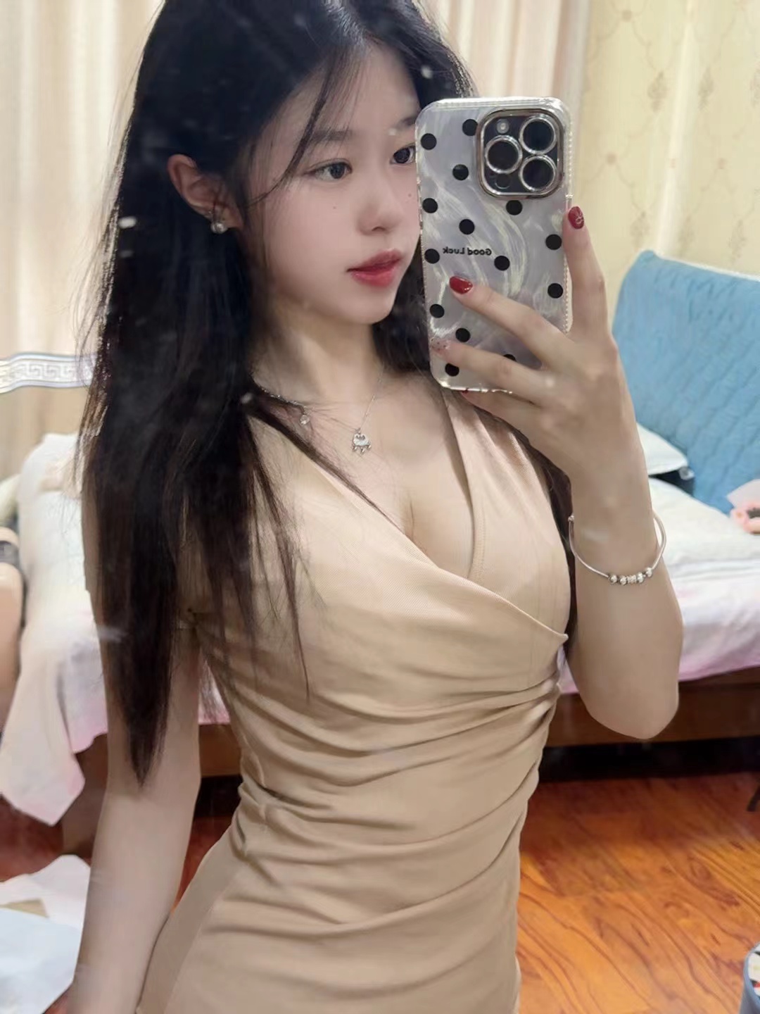 软糯香甜的19岁妹妹