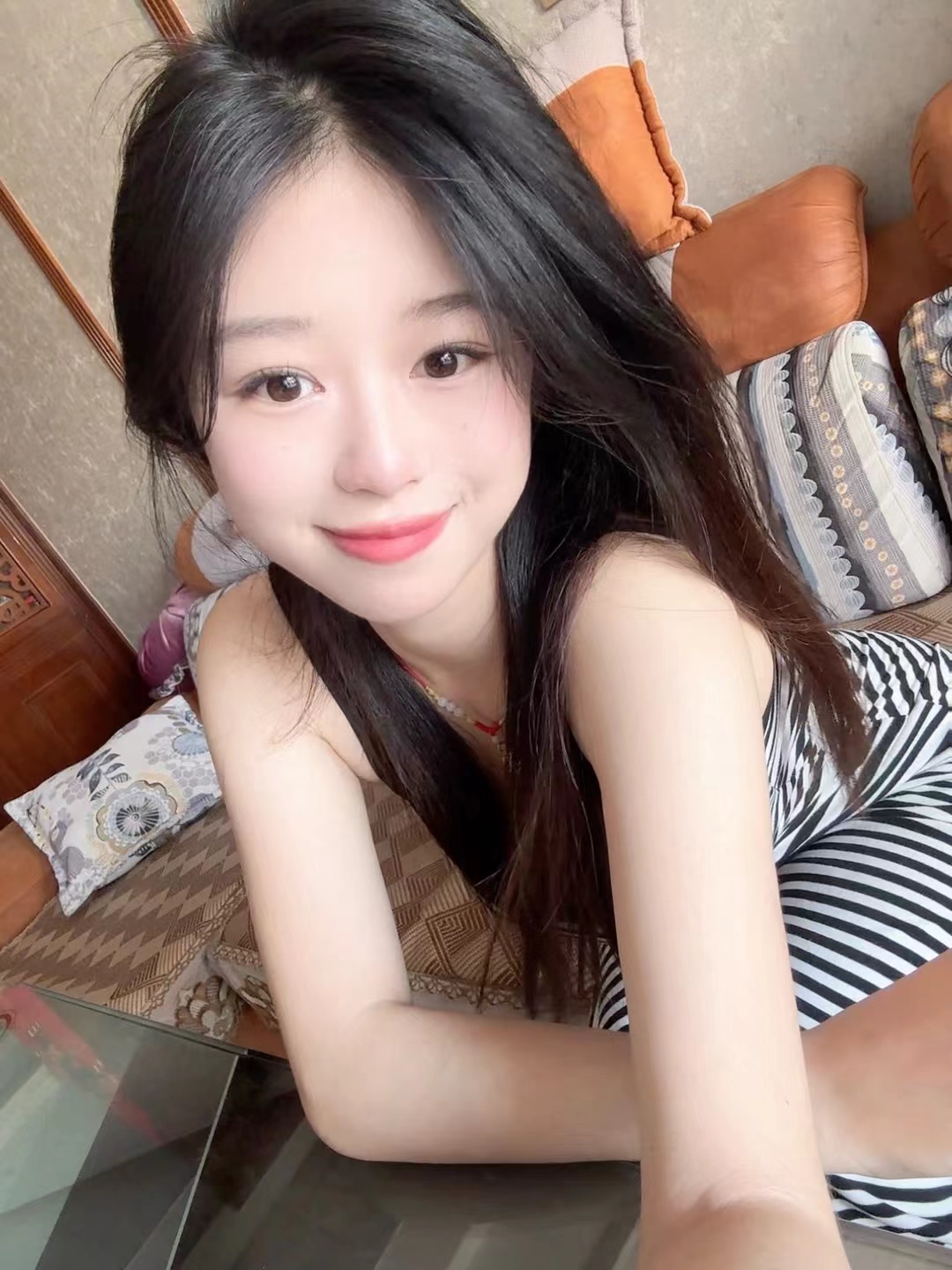 软糯香甜的19岁妹妹