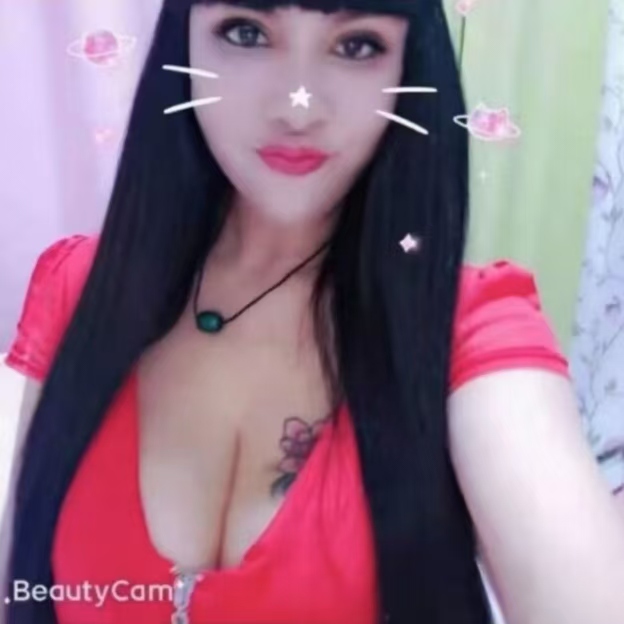 热辣丰满异域风情混血儿