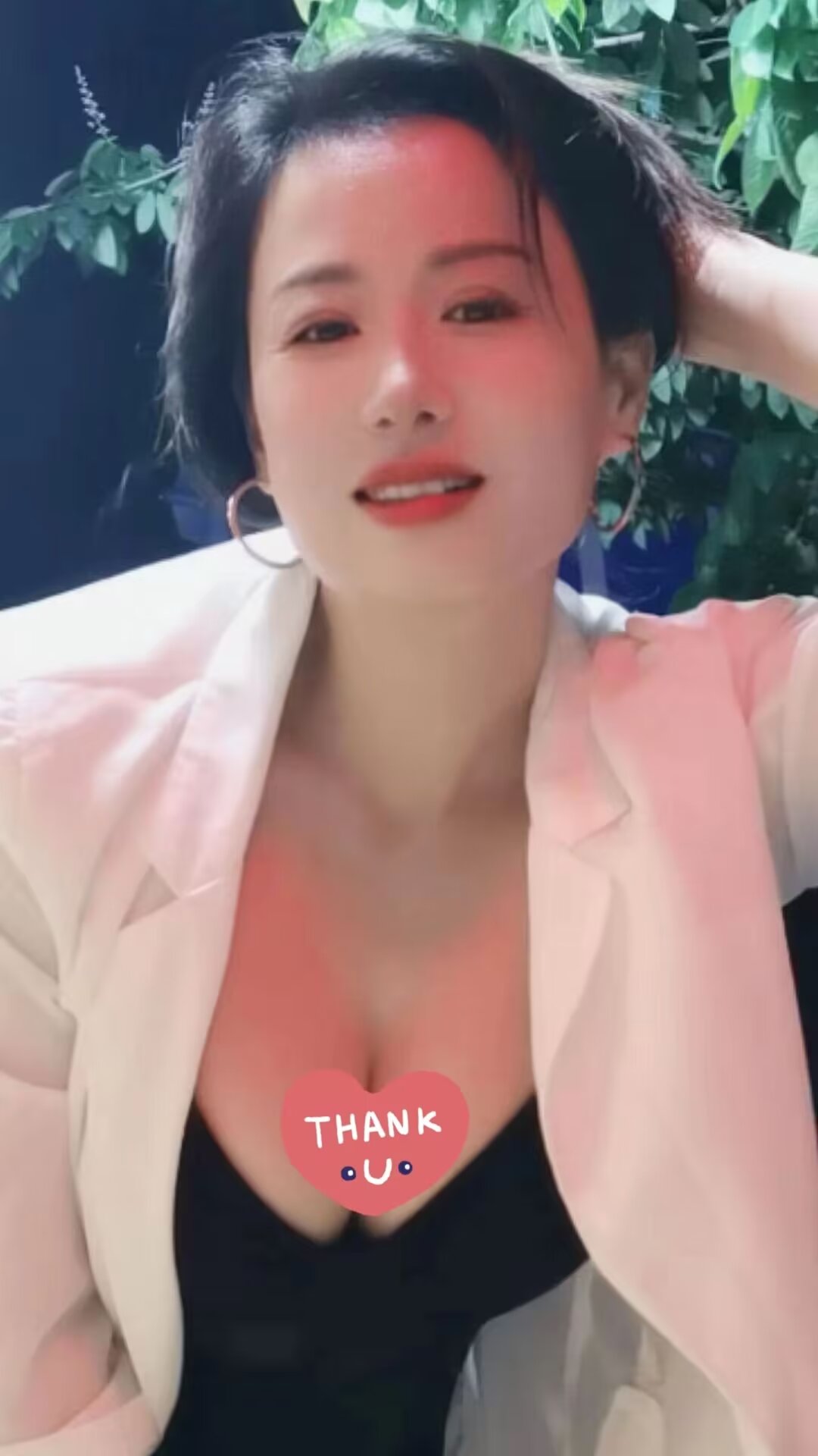 温柔性感，大气