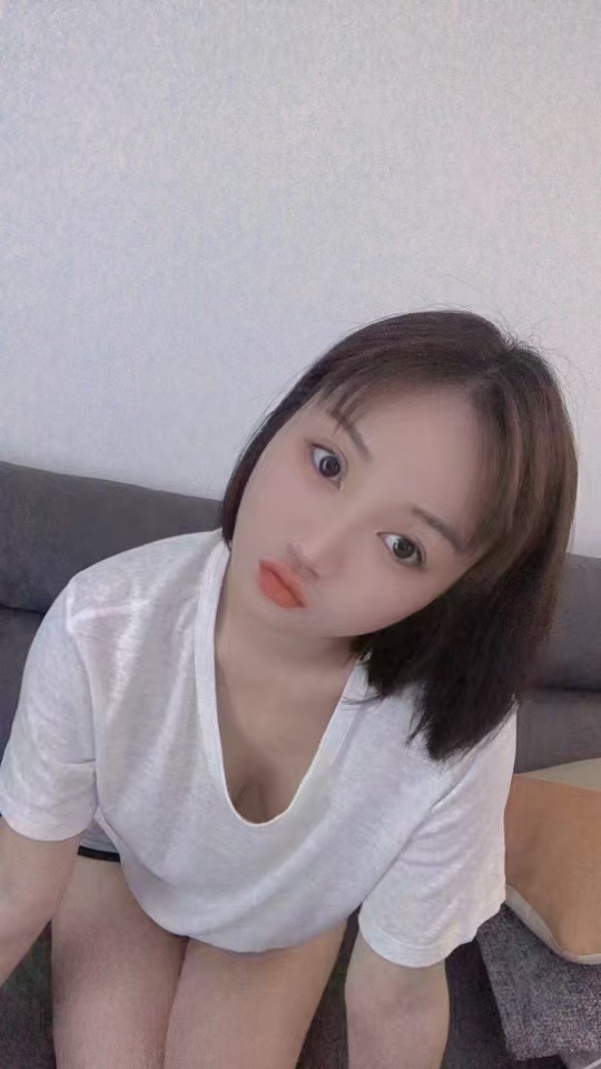 崇川短发小少妇芳儿