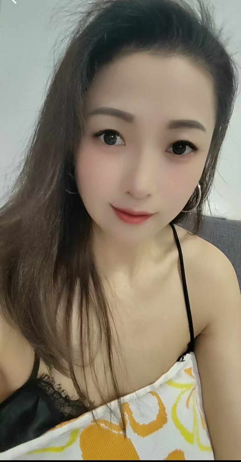 朝阳甜美诱人幸运女神