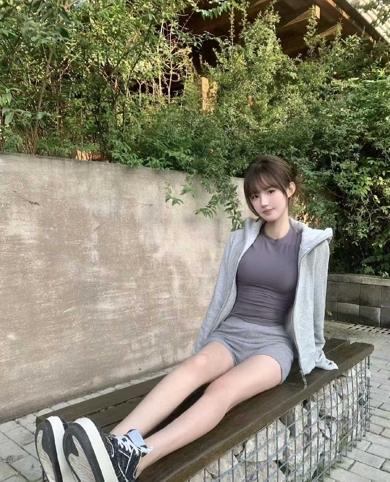 性价比很高的妹妹，听话乖巧