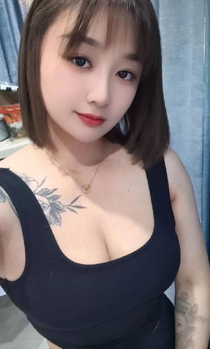 个人兼职短发大波妹