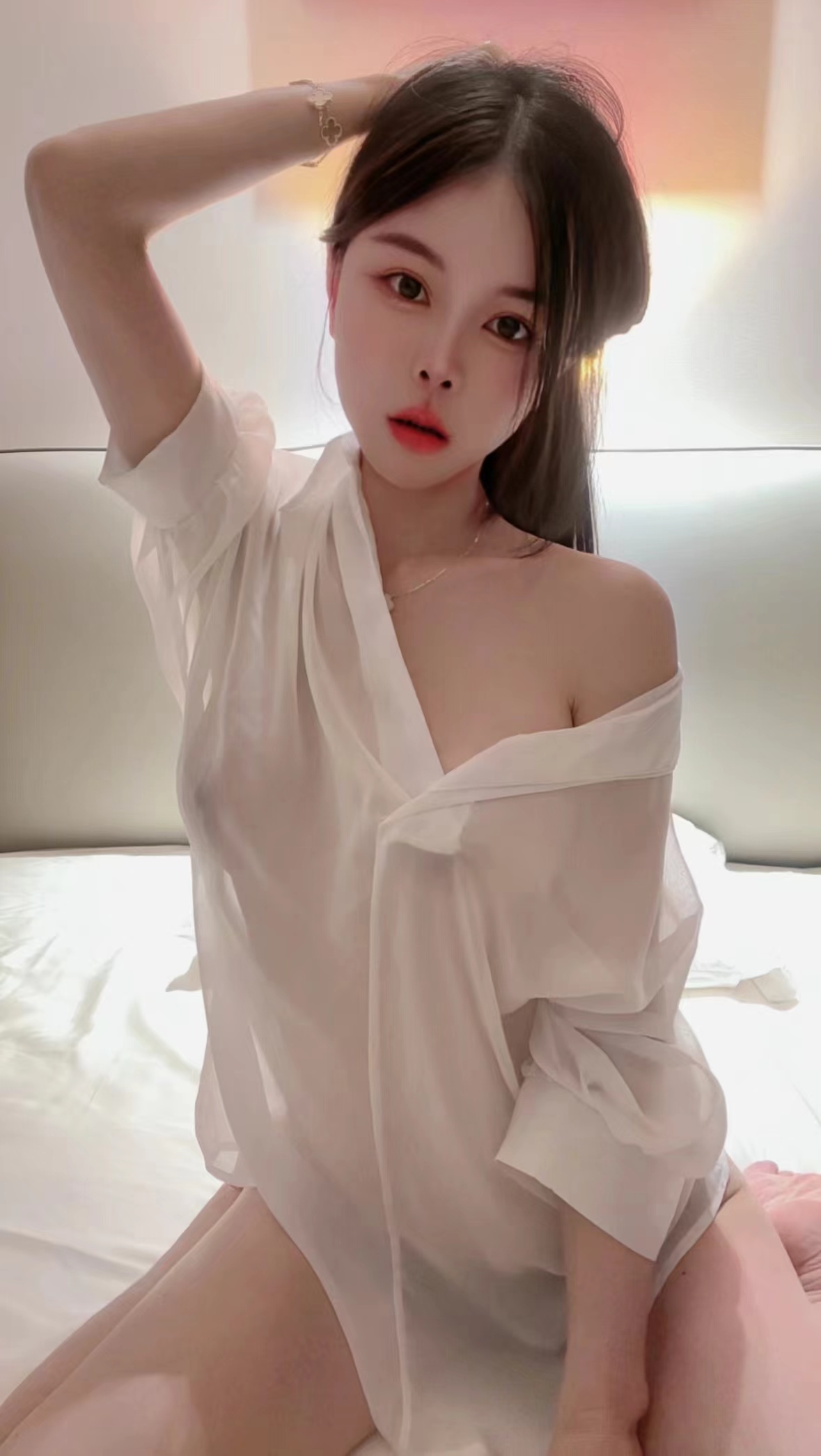 罗湖风情辣妹小甜甜