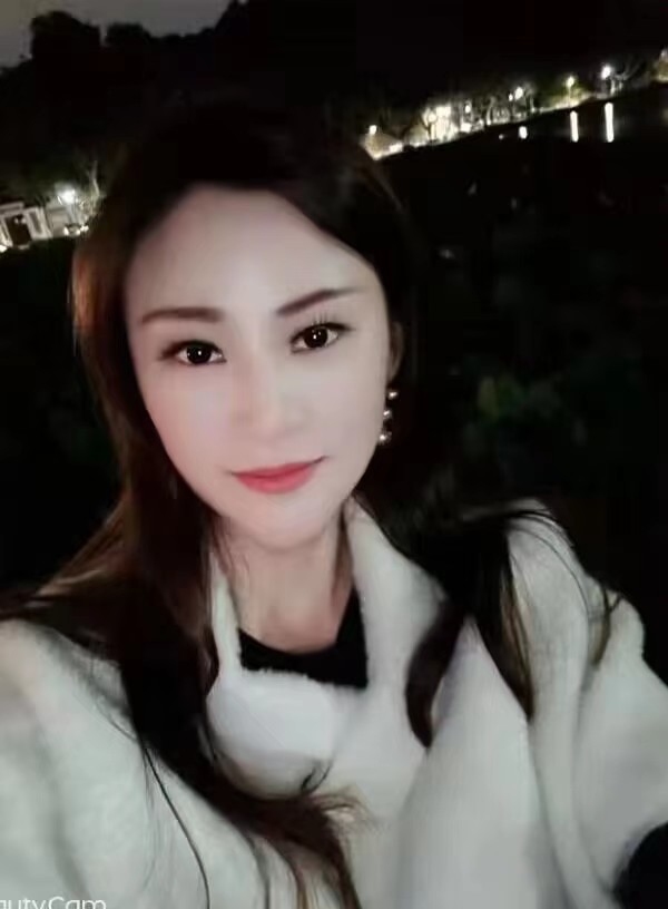 滨江火辣身材婷婷