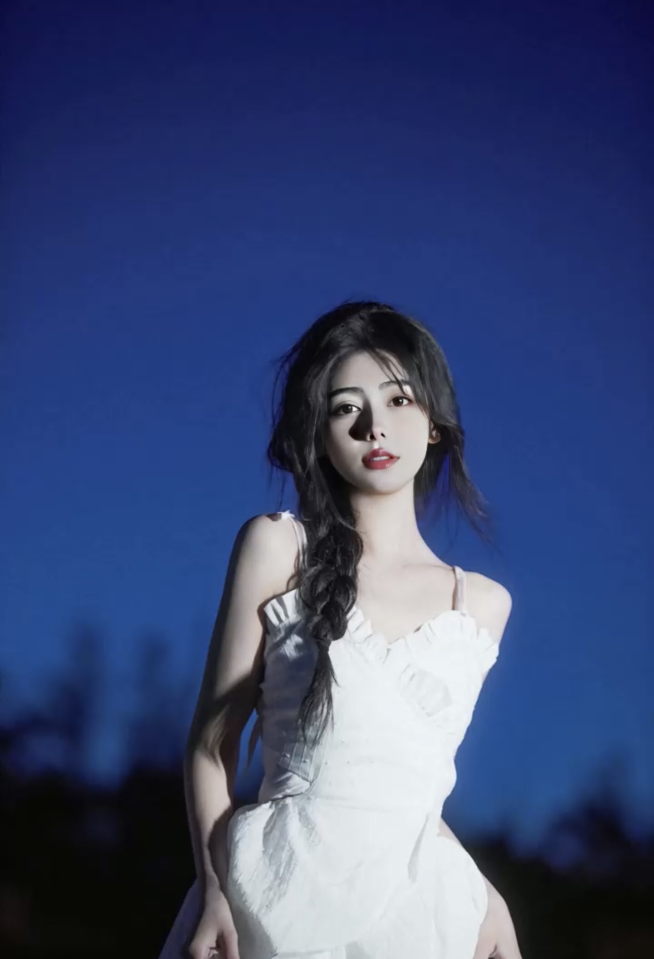 02年兼职，无纹身