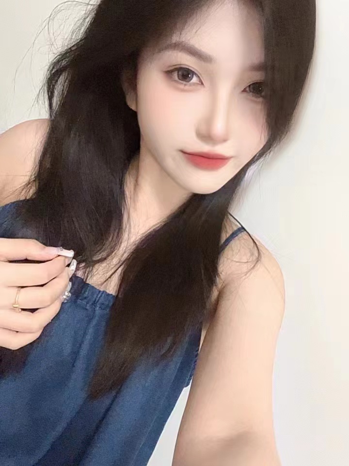 南岸极品白嫩辣妹