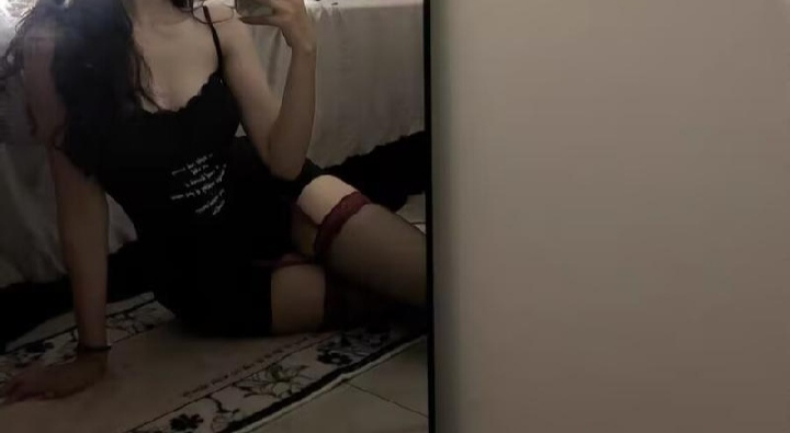 闵行情趣辣妹菲菲