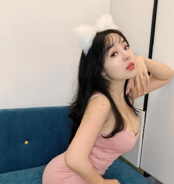 天河白嫩辣妹雅悦