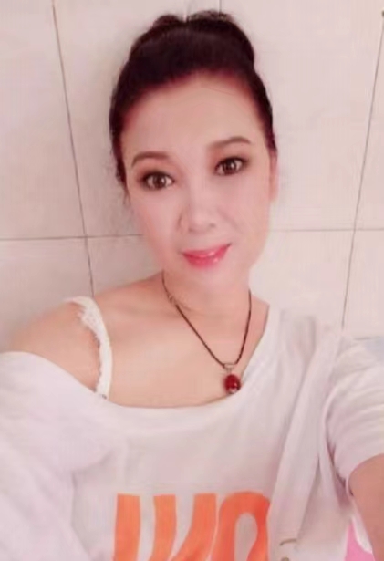 南山妩媚少妇飘雪