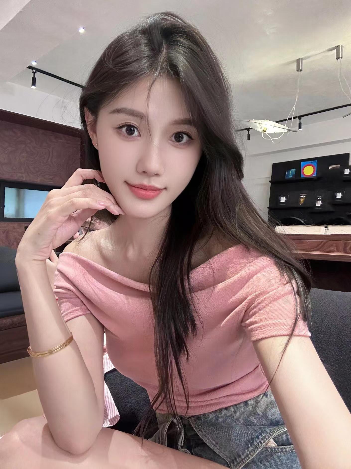 雨花区气质甜妹梓涵