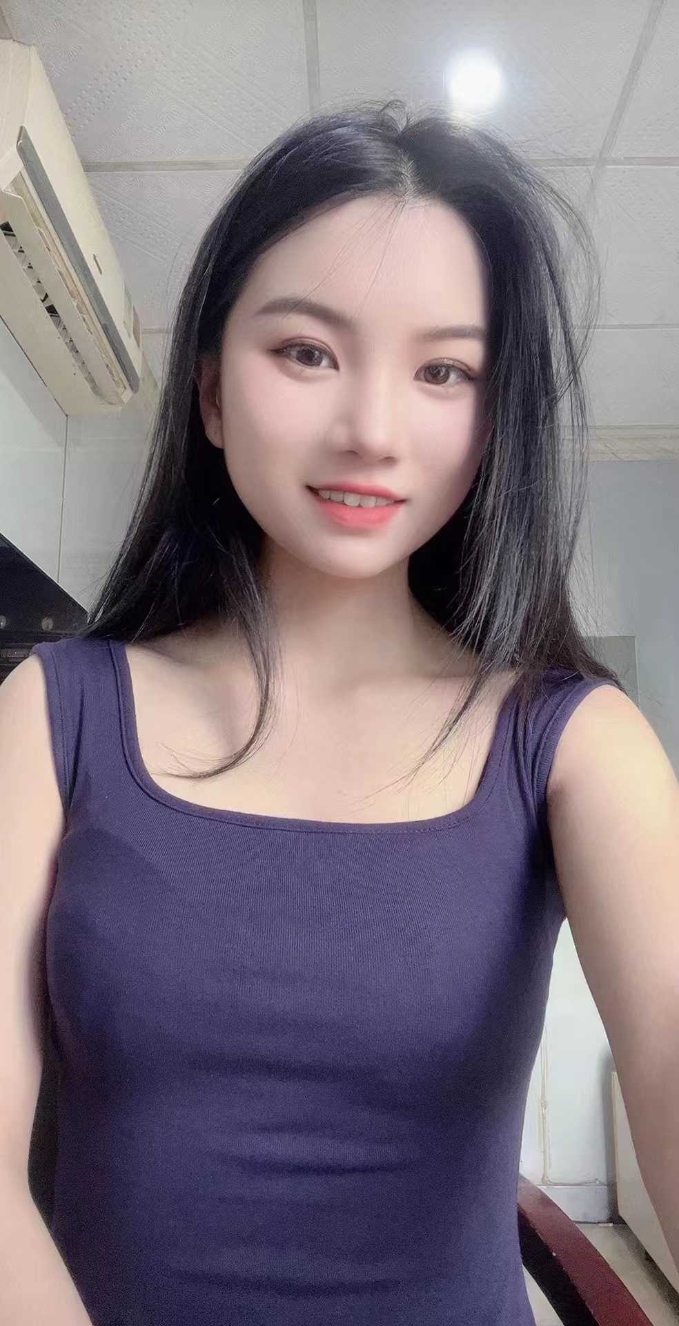 很有韵味的妹妹，身材有料。