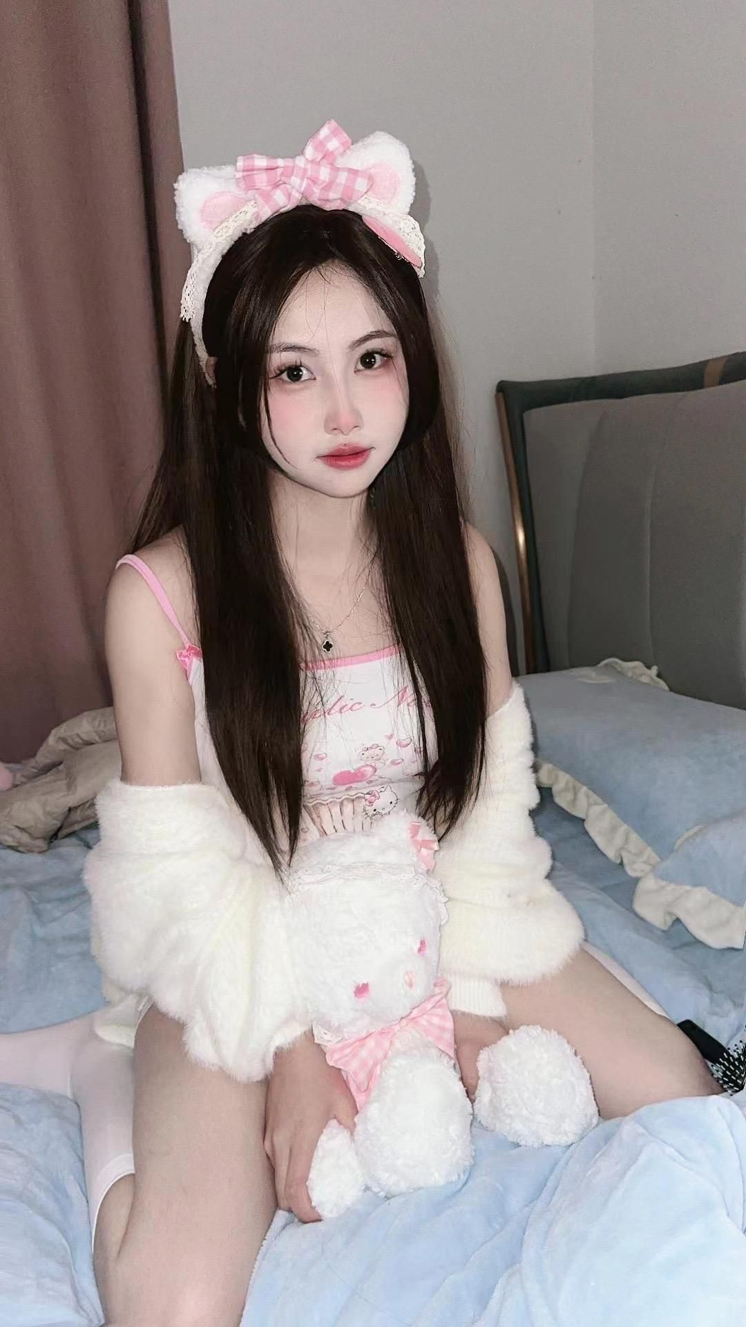 台州椒江区萌妹，性感漂亮身材好