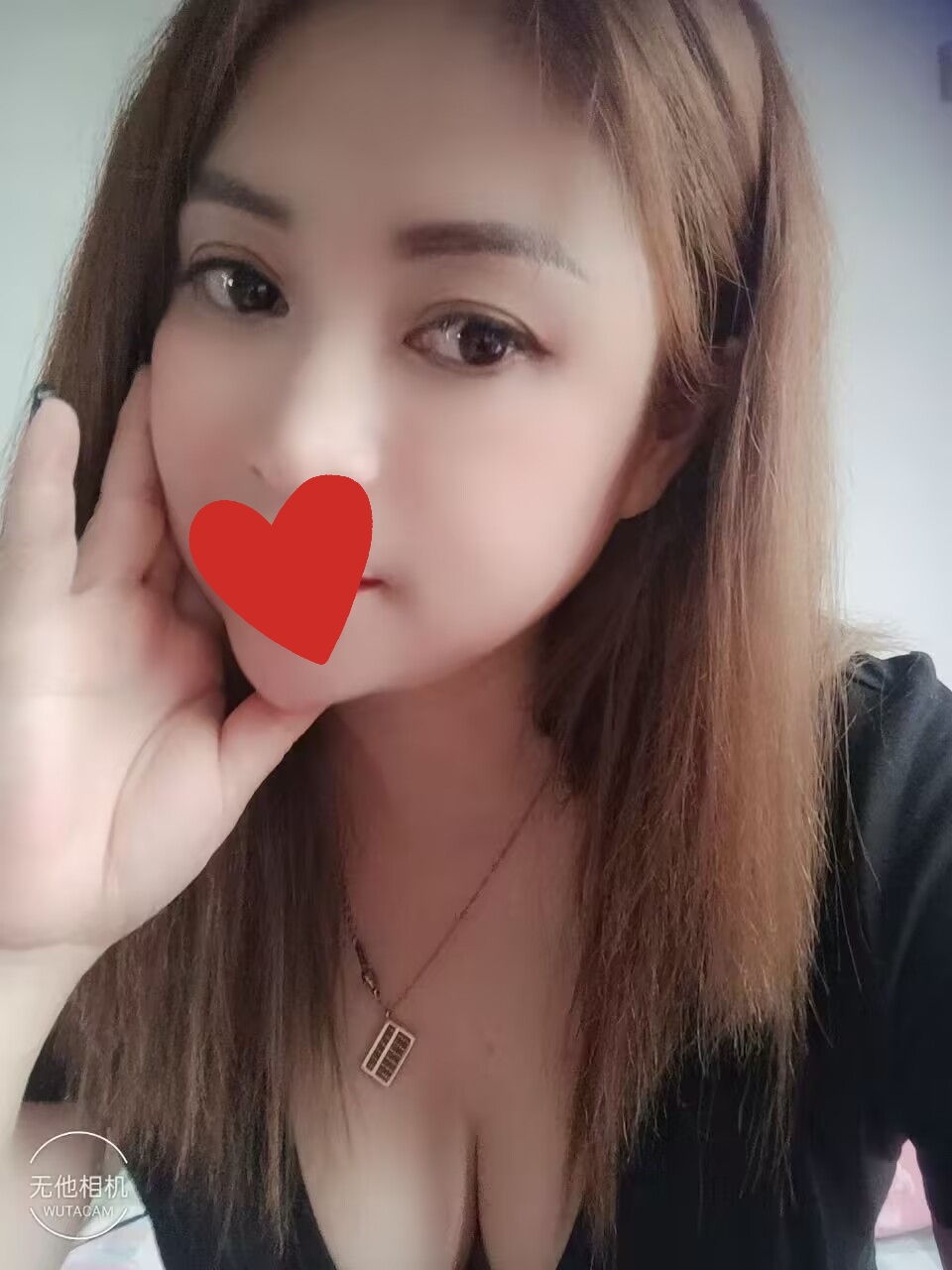 城阳区肤白体香，熟女汁多超解渴