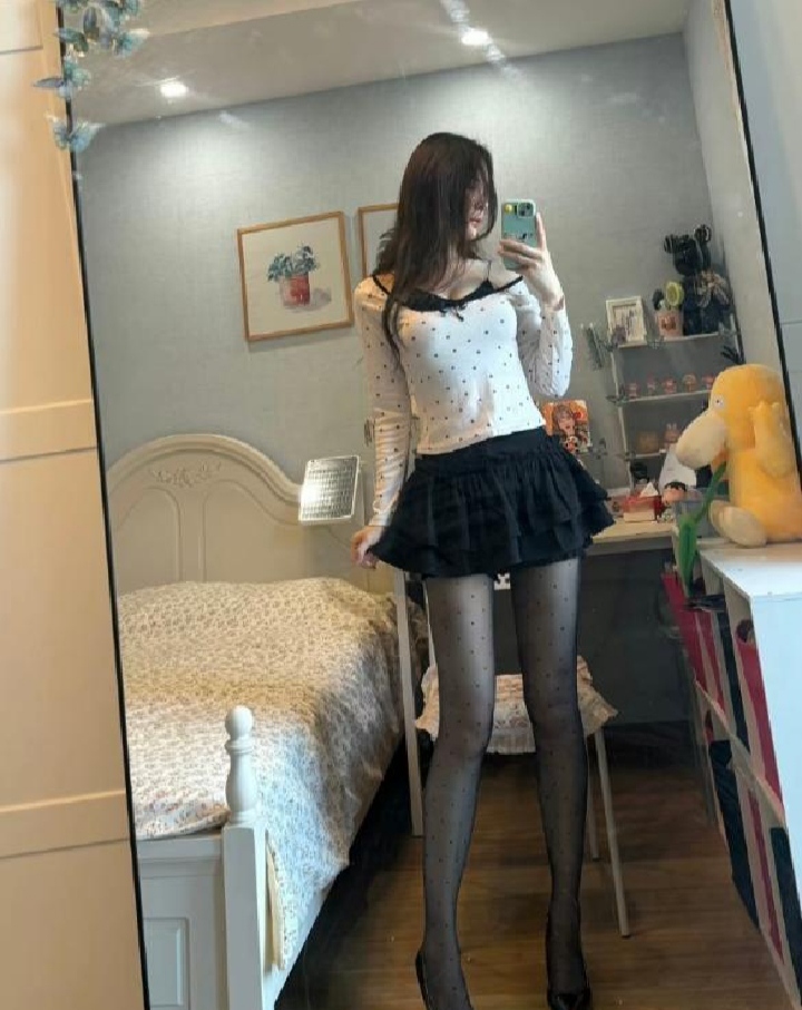 南山热辣大长腿御姐小慧