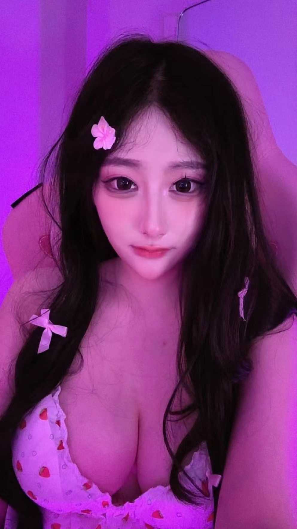 珠江新城大奶尤物露露