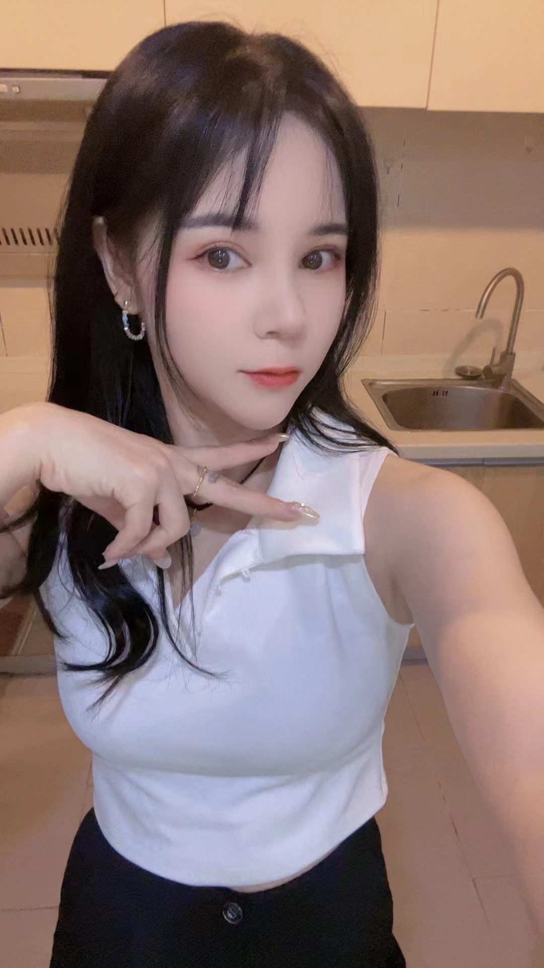 永泰白嫩勾人小妖精米儿