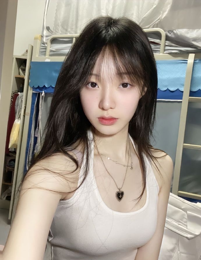 00后可爱妹妹放心约